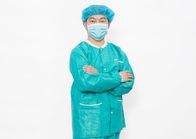 Chirurgicaux jetables stériles d'hôpital frottent la robe patiente d'habillement de costume