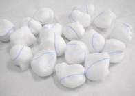 Coton pur absorbant 30 x 30 de Gauze Balls Disposable 100% de coton