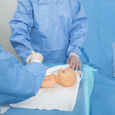 La livraison jetable d'hôpital a placé l'universel stérile de paquet de chirurgie drapent Kit Cesarean Section